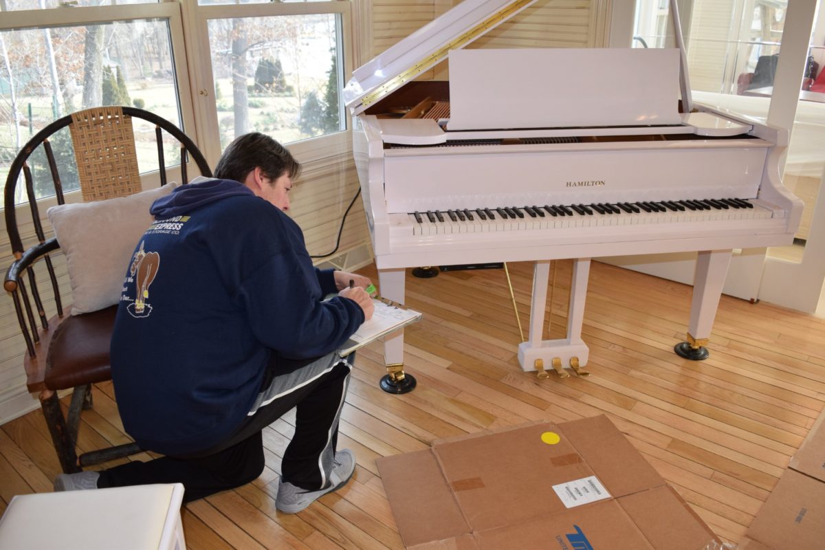 waukesha piano movers moving notes 0080