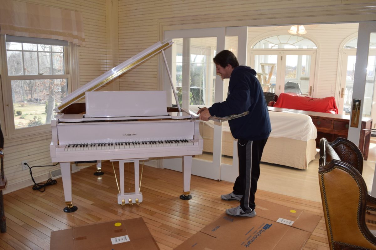 wisconsin movers moving a piano 0079